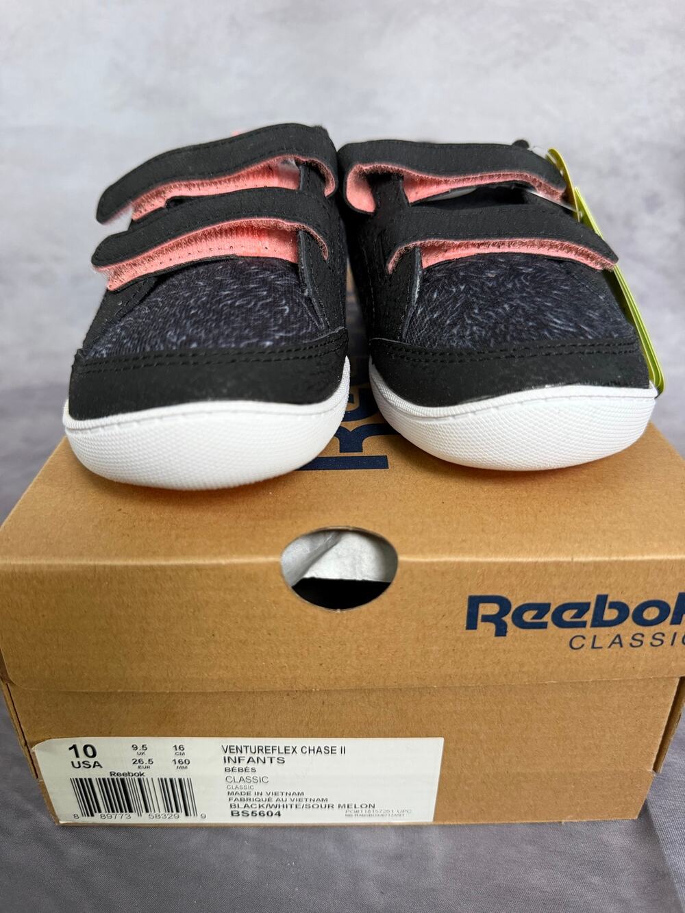 Kids Toddler Reebok Classic New in Box Girls size 10 shoes
